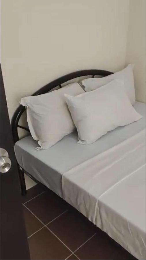 The Rochester Condo Pasig City Экстерьер фото