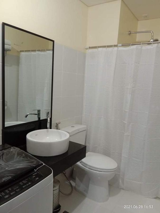 The Rochester Condo Pasig City Экстерьер фото